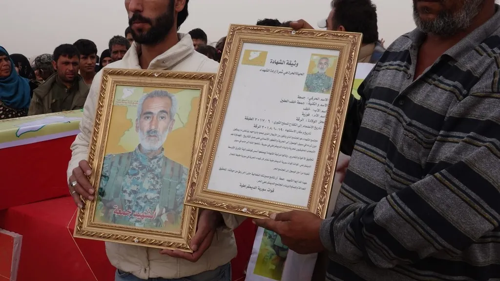 ‘Dîrok bi xwîna şehîdan û îradeya gelên azad tê nivîsandin’