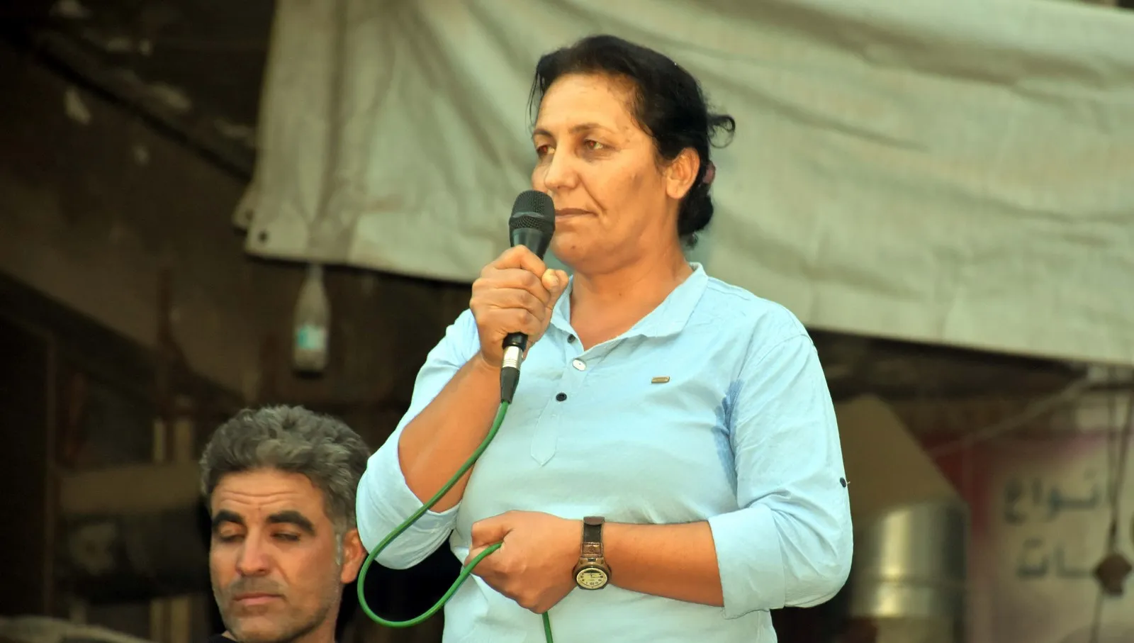 Li Helebê bi hezaran ji bo Ocalan û Efrînê daketin qadan