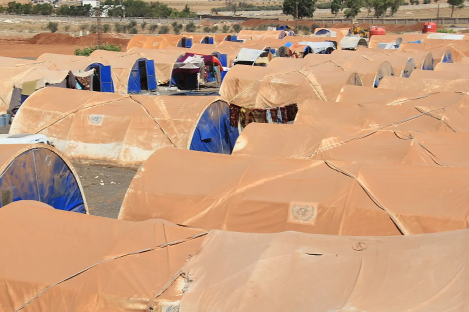 Kampa Efrînê li gorî derfetên heyî  xizmetê dike