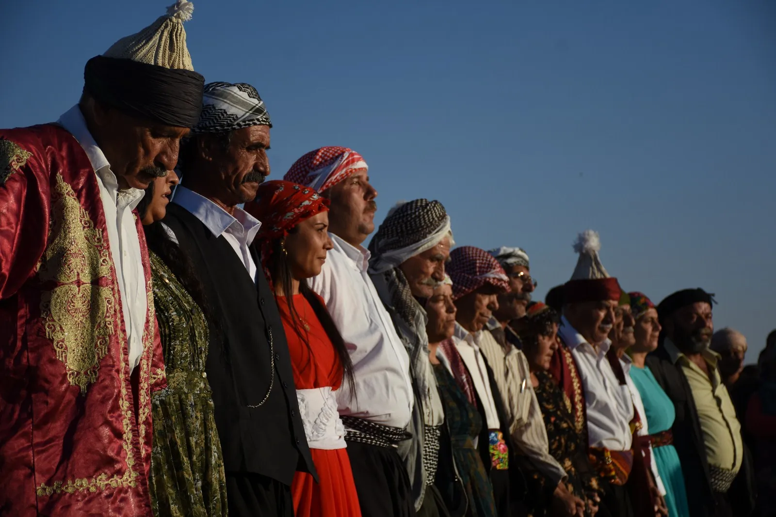 Ji tevgera çandê pêşkêşiya hunerê ji bo gelê Efrînê