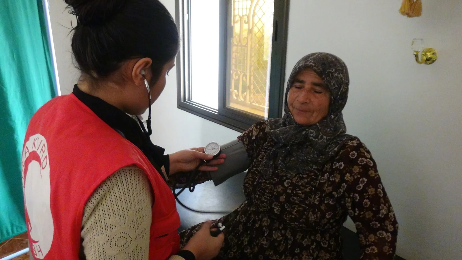 Navenda tenduristî ya Şêrawa zêdetirî hezar nexweşî derman kir