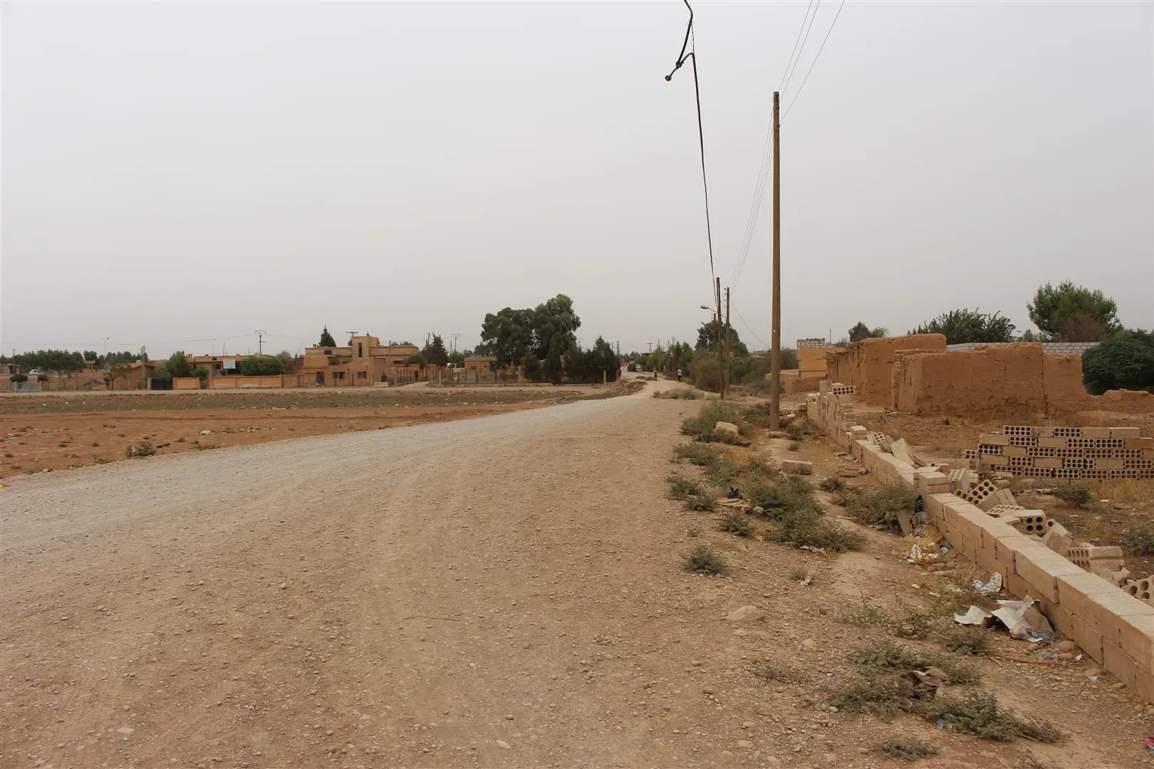 Tevî derfetan kêm jî Şaredariya Tiwêna çaraseriyên demkî peyda dike