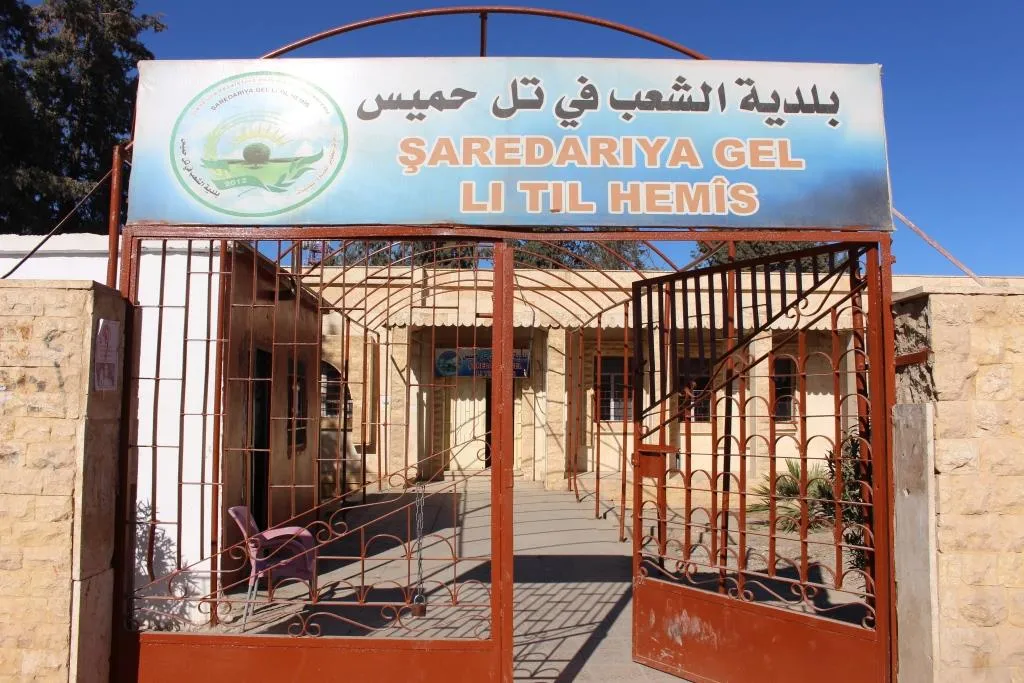 Şaredariya Til Hemîsê bê navber xebatan pêşkêş dike