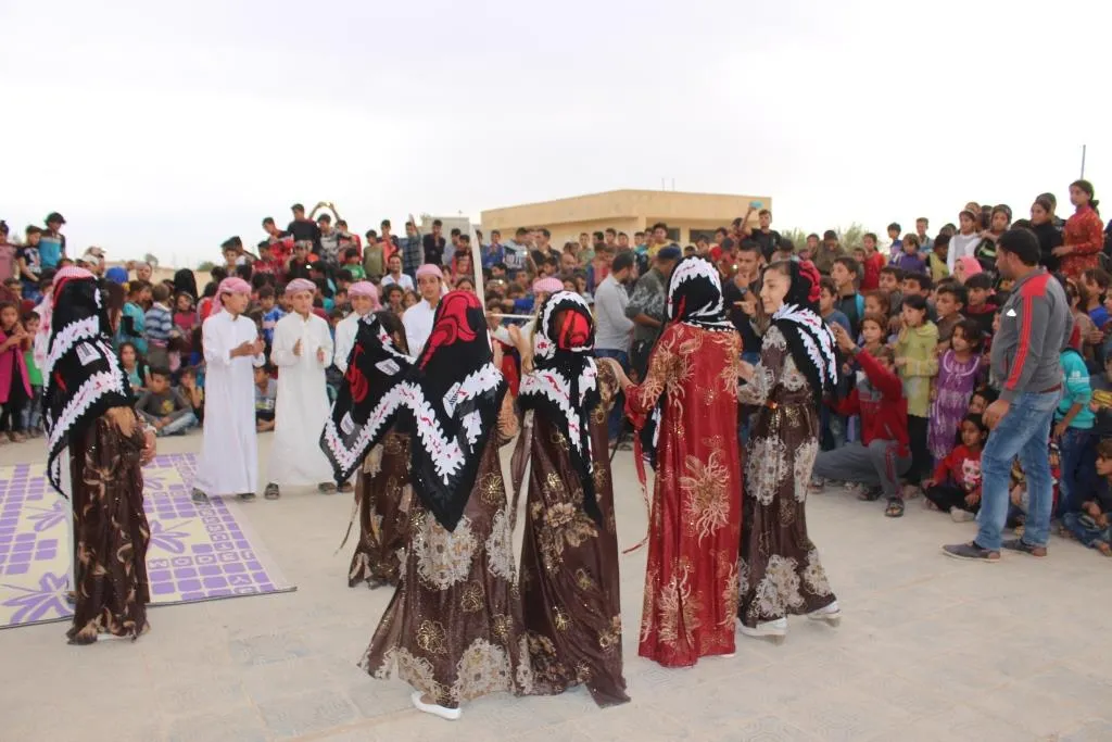 'Bi hev re ji bo hezkirina çand û perwerdeyê di hişê zarokan de biçînin'