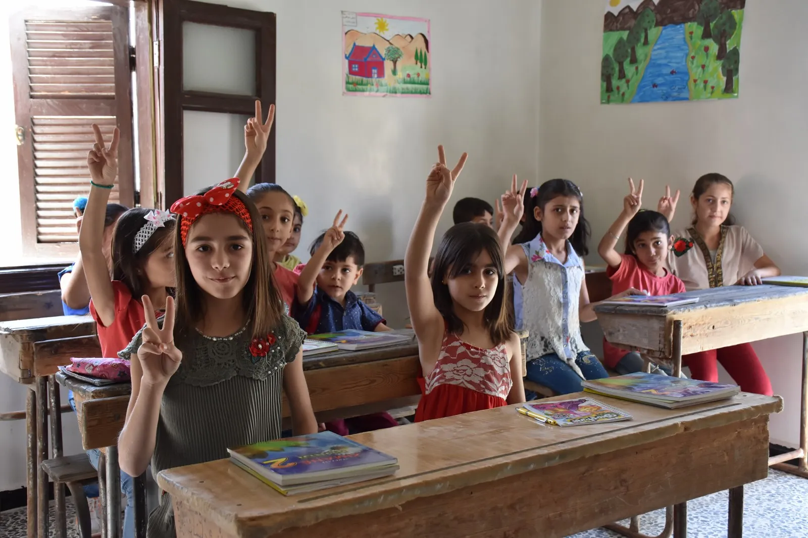 Li Helebê dibistana seretayî ya zimanê kurdî hat vekirin