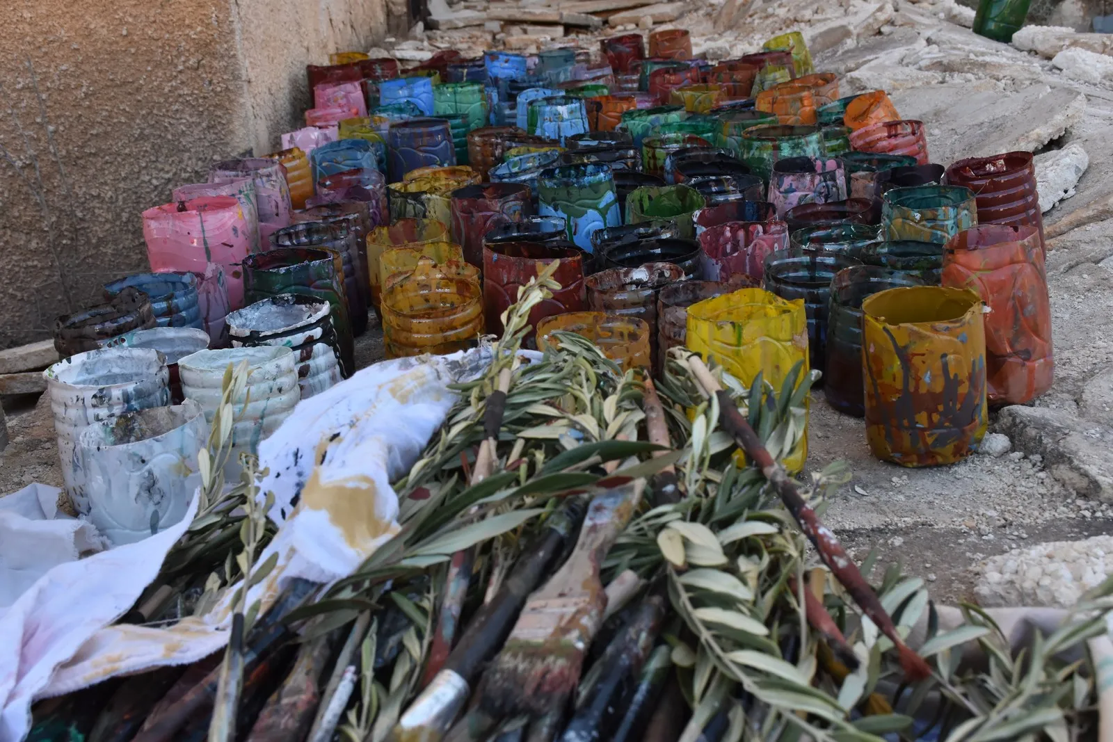 Nexşên zarokan serpêhatiya Efrînê vedibêjin