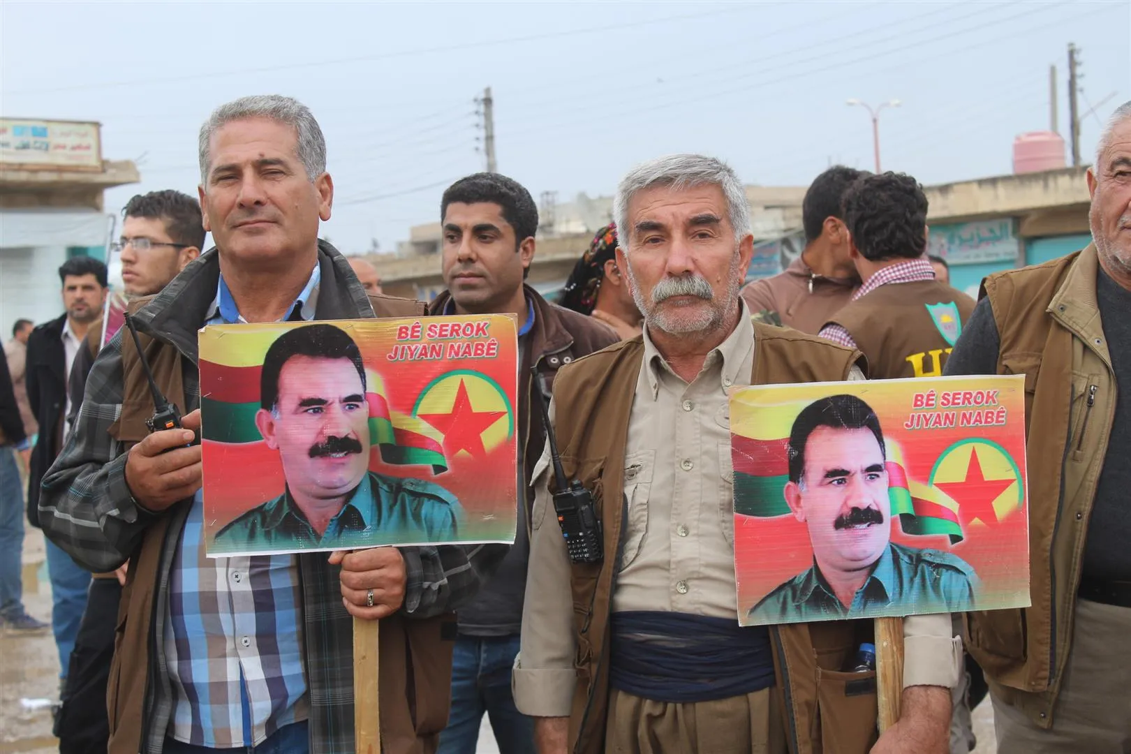 ‘Em ê bi berxwedan û israra xwe Rêber APO azad bikin’