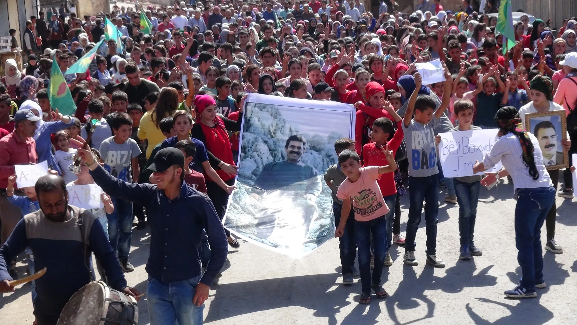 Ji warê Berxwedana Serdemê banga ‘Ji Ocalan re azadî‘