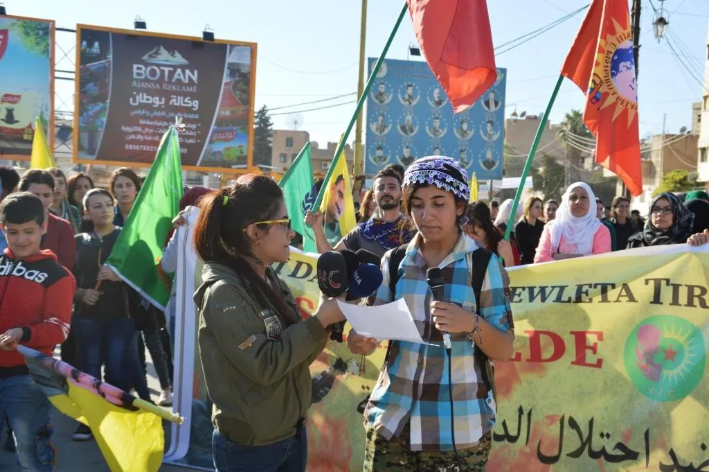 Ciwanên Cizîrê li dijî dagirkeriya Tirkiyê li qadan bûn