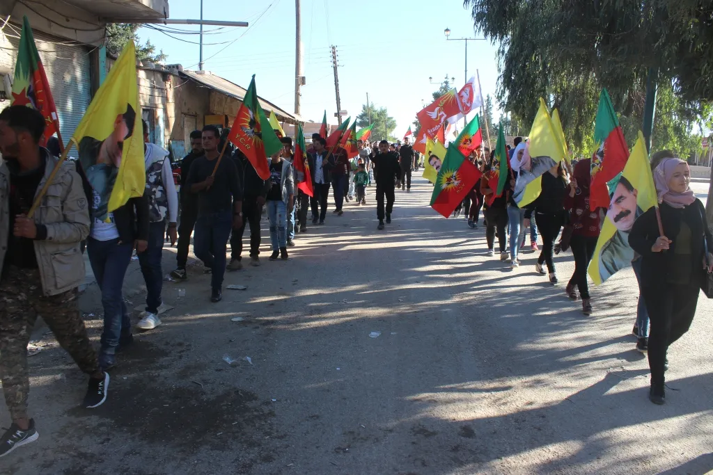 Ciwan û malbatên şehîdan banga serhildanan li hemberî dagirkeriyê kirin