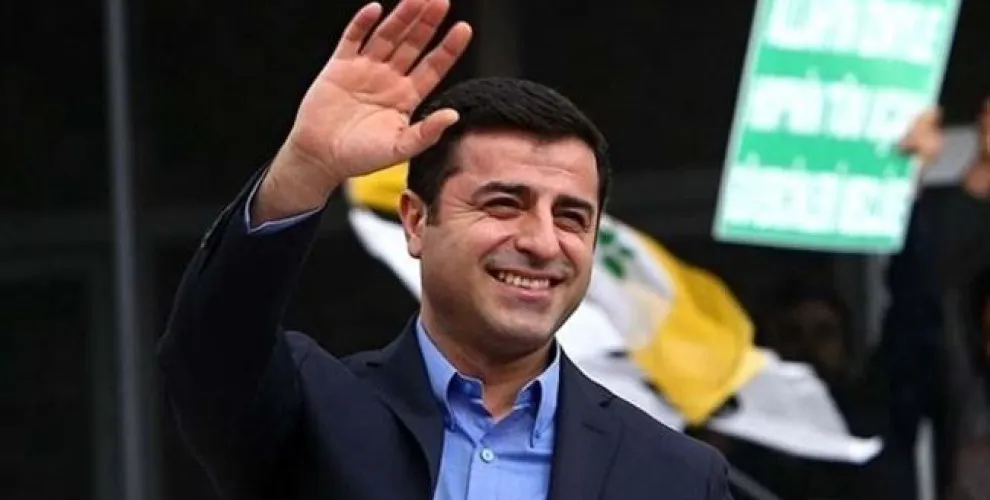 Demîrtaş: Veyaseta li ser darazê gefan çêdike