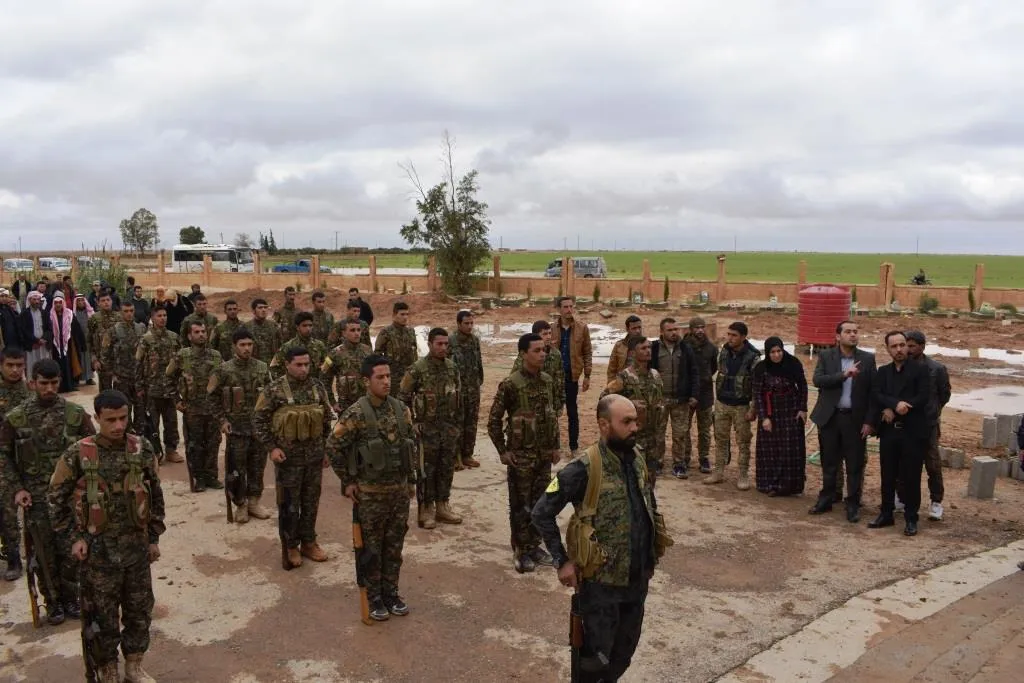 Bi hezaran cenazeyê El-Rîbah û El-Cerah spartin axê