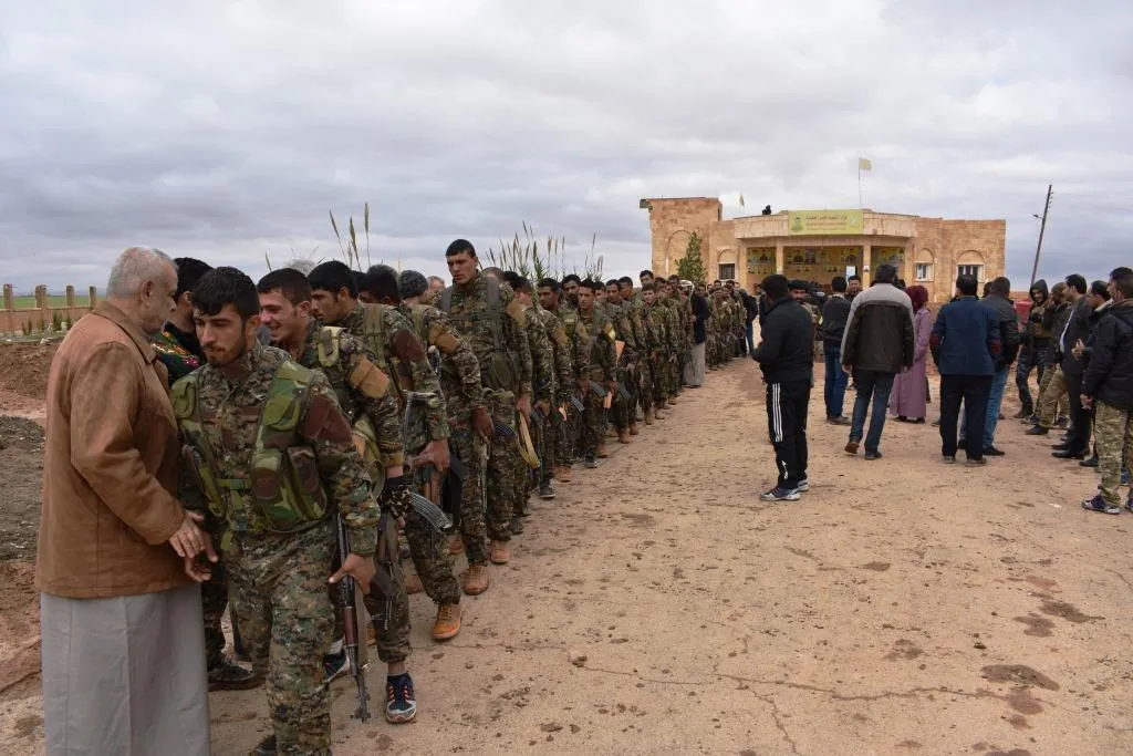 Bi hezaran cenazeyê El-Rîbah û El-Cerah spartin axê