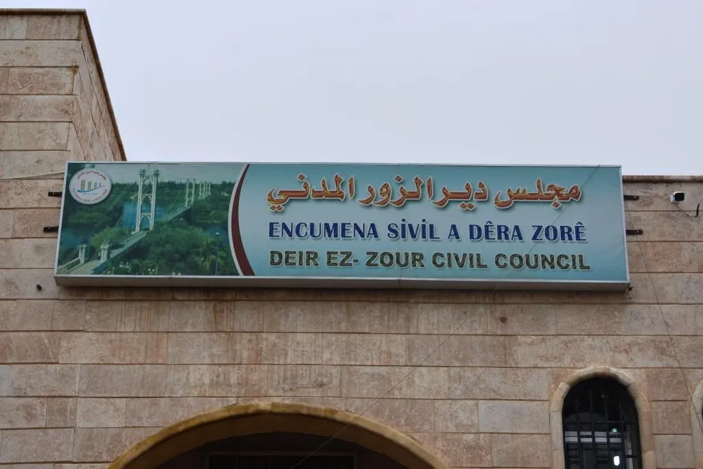 Gelê Dêrazorê dagirkeriya Tirkiyê şermezar kir