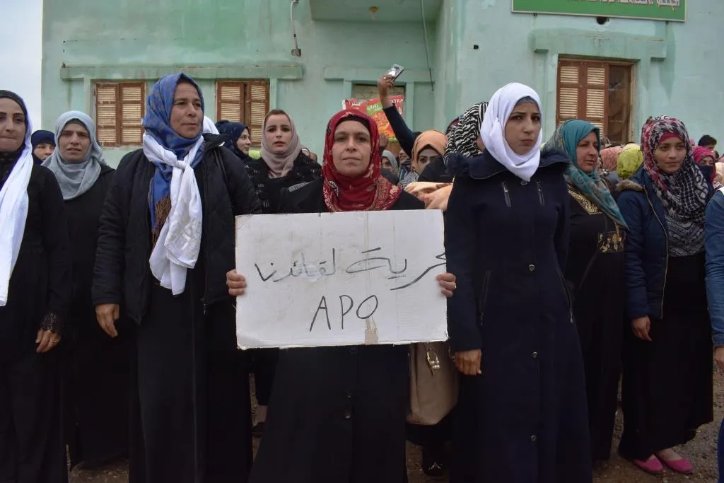 Gelê Dêrazorê dagirkeriya Tirkiyê şermezar kir