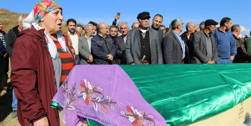 Cenazeyê Dayika Mezlûm Dogan Kebîre li Dersimê hate veşartin