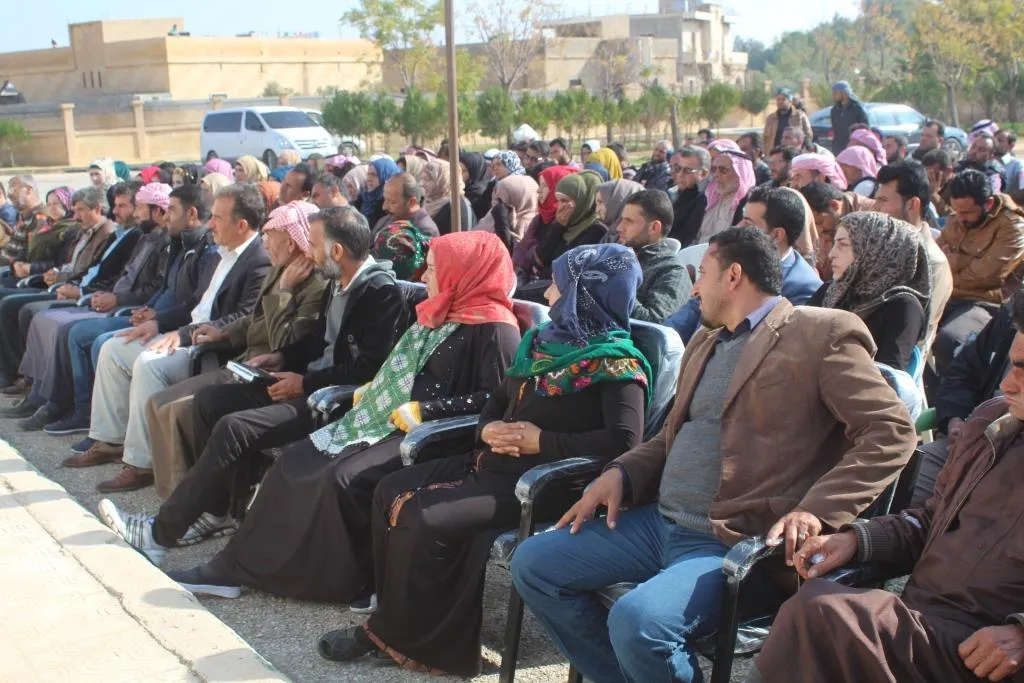 MSD‘ê bi şêniyên gundewarên Reqayê re civiya