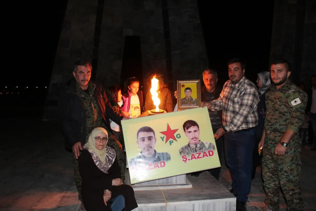 Şehîdên Cotmehê li Kobanê hatin bibîranîn