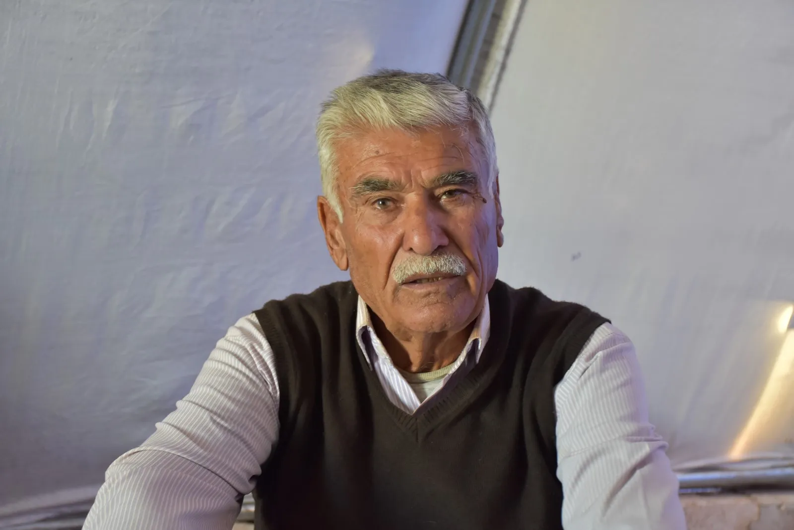 Li Şehbayê astengdarek li benda alîkariyê ye
