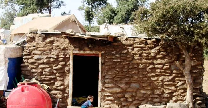Li Dêrazorê diyardeya avakirina malên axî