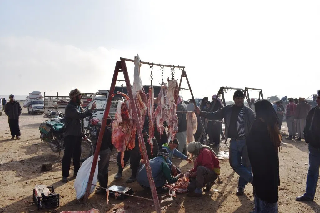 Sûkên gelêrî li Dêrazorê bûye meqseda şêniyan