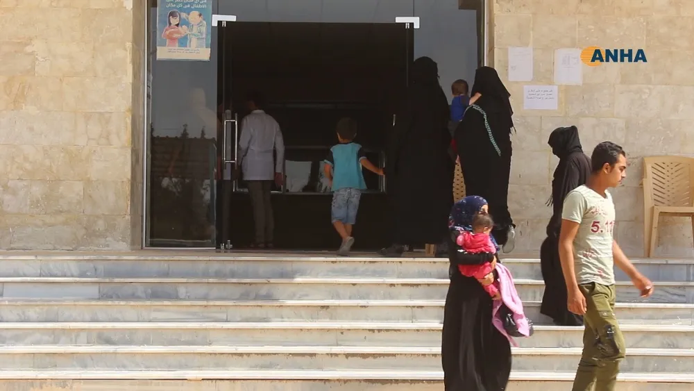 Rola jinan di Nexweşxaneya El-Wetenî ya Tebqayê de