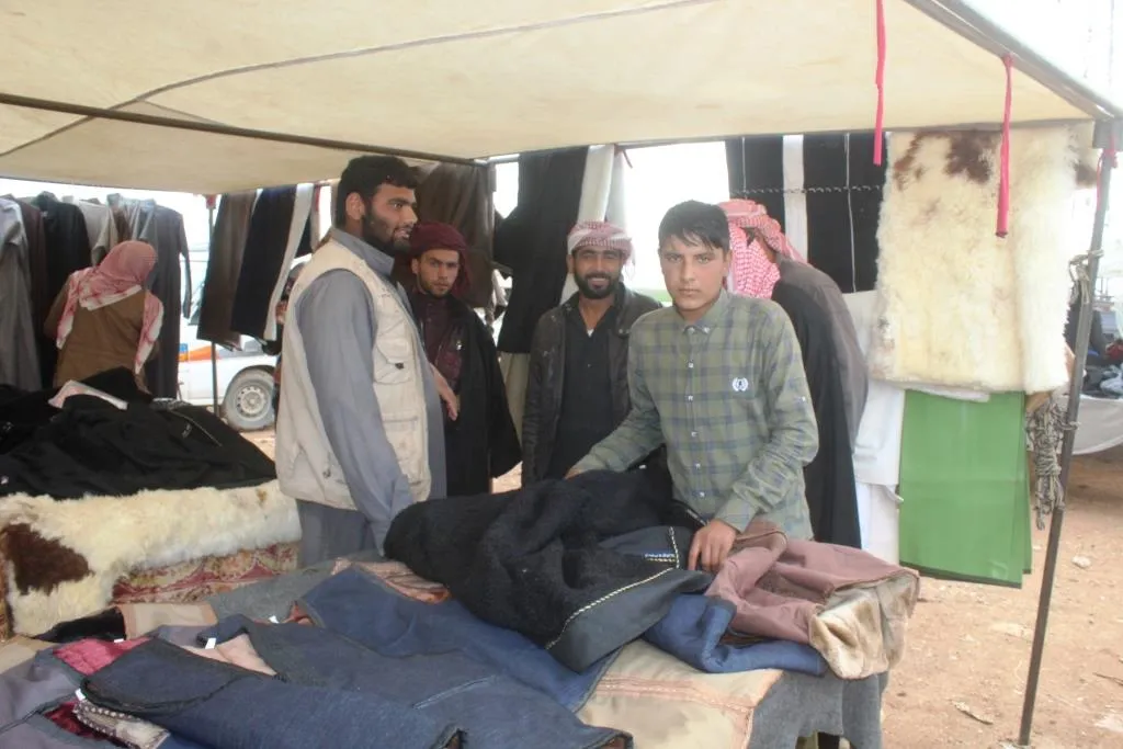 Sûkên gelêrî jêder û meqseda şêniyên Reqayê ne