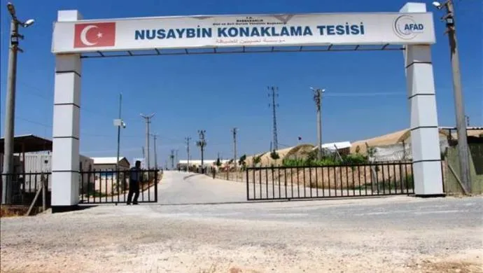 Çeteyên "Artêşa Azad" li kampa Nisêbînê tên bicihkirin