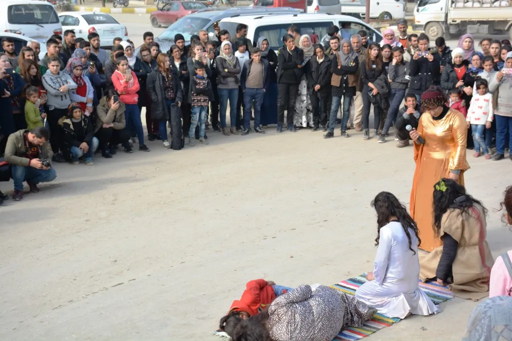 ‘Jin kêlî bi kêlî azad dibin’