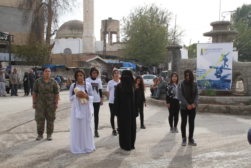 Li kolanên Serêkaniyê denge şanoya jinan