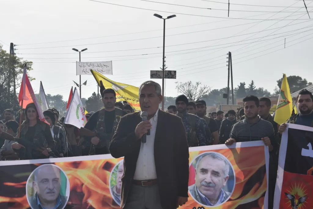 Ciwanên Girê Spî êrîşên Tirkiyê şermezar kirin û banga azadkirina Ocalan kirin