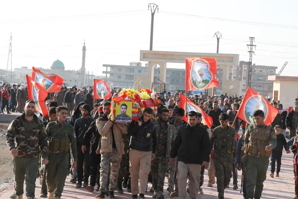 Şehîdê YPG`ê li Serêkaniyê hate oxirkirin
