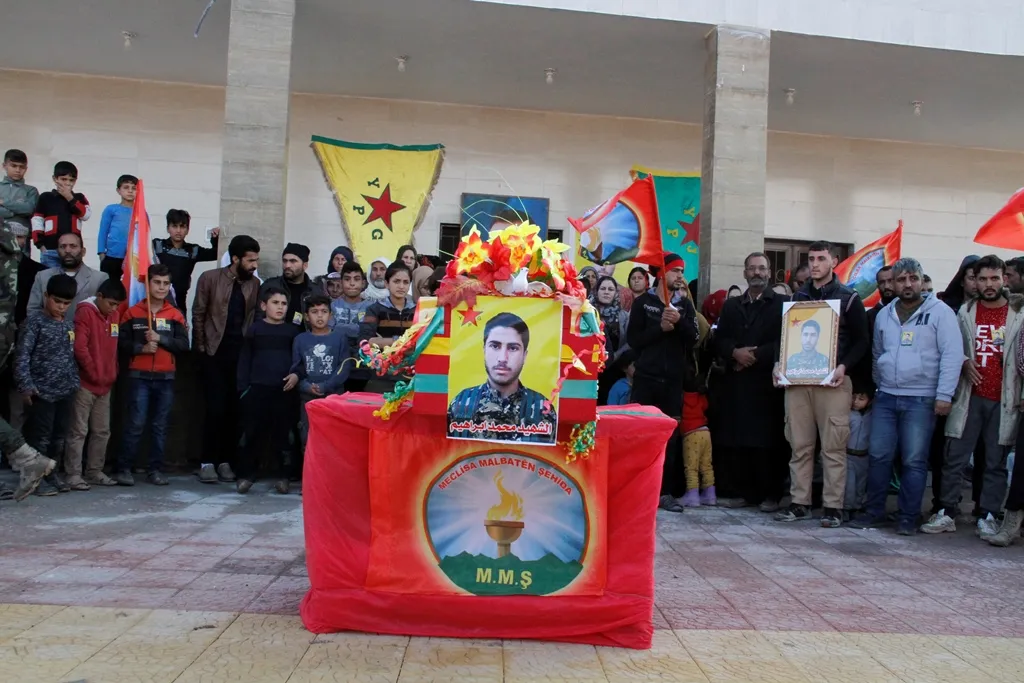 Şehîdê YPG`ê li Serêkaniyê hate oxirkirin