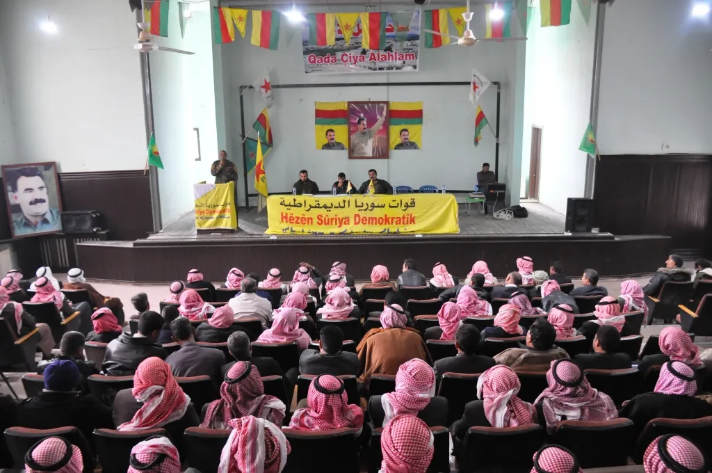Êlên Ereb ên herêma Firatê hevgirtina niştîmanî erê dikin