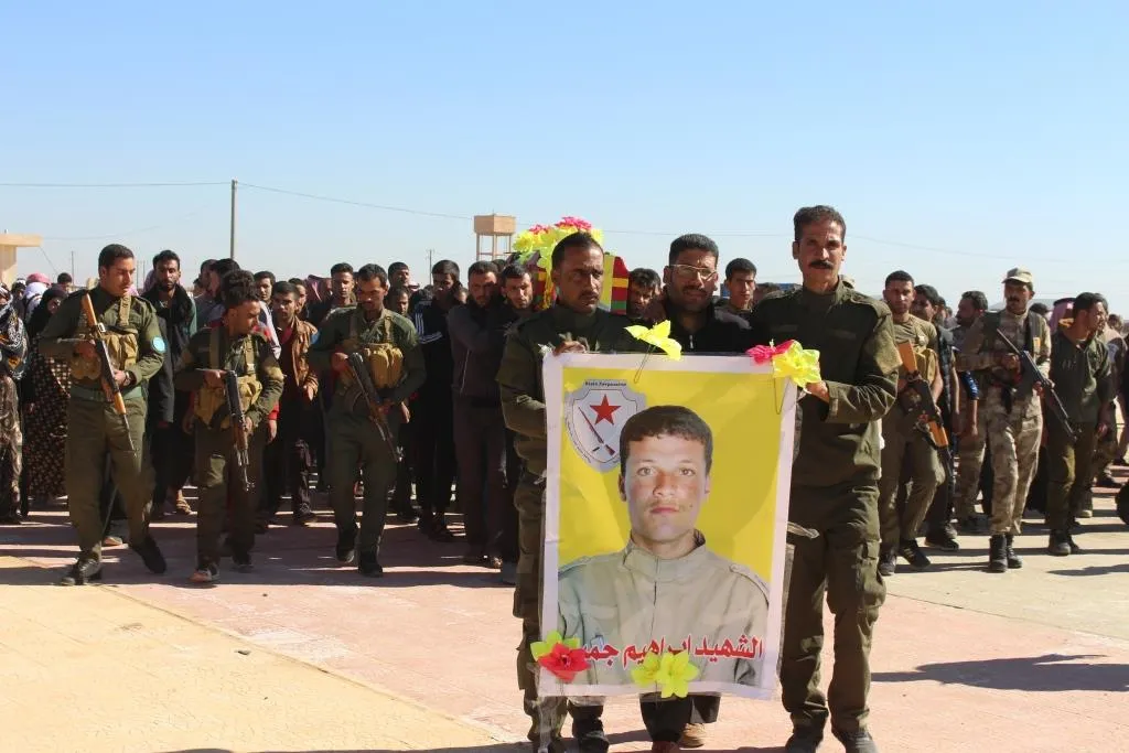 Cenazeyê El-Cemîl bi merasîmeke girseyî hate veşartin