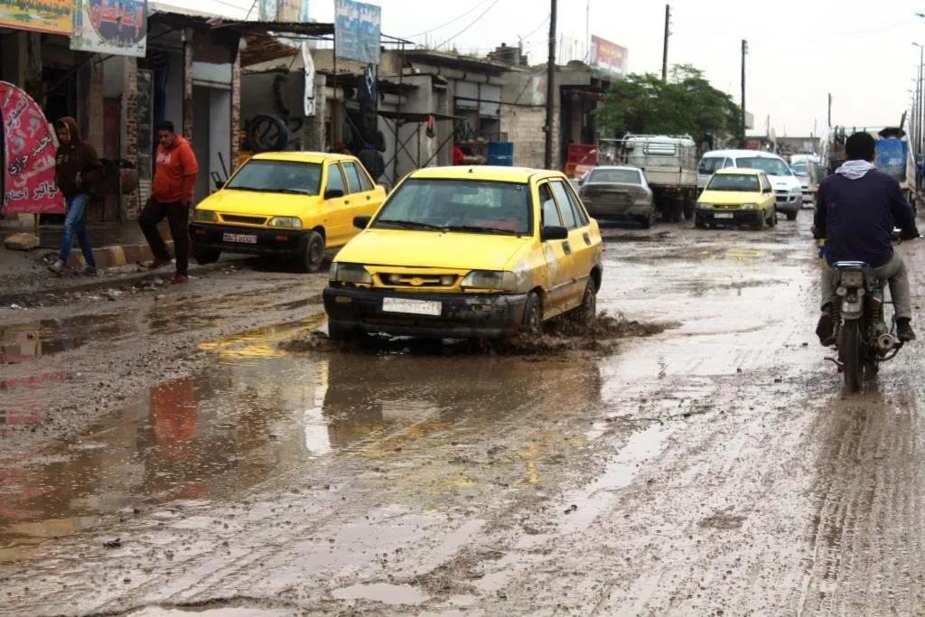 Şaredariya Reqayê piştî baranê ket nava liv û tevgerê