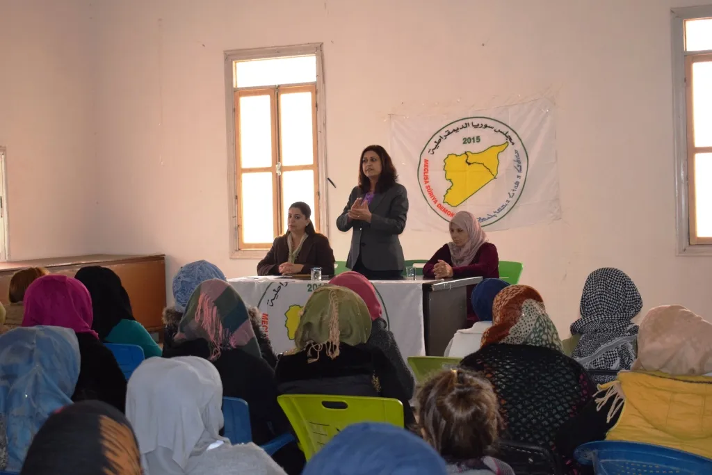 MSD‘ê geşedanên dawî ji jinan re şîrove kirin