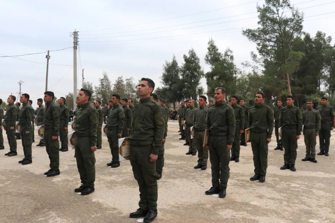 Dewreyeke perwerdeyê ya Hêzên Ewlekariya Hundirîn a Minbicê qediya