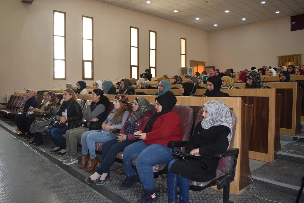 Rewşa siyasî û 25‘ê Mijdarê ji jinên Minbicê re hatin şîrovekirin