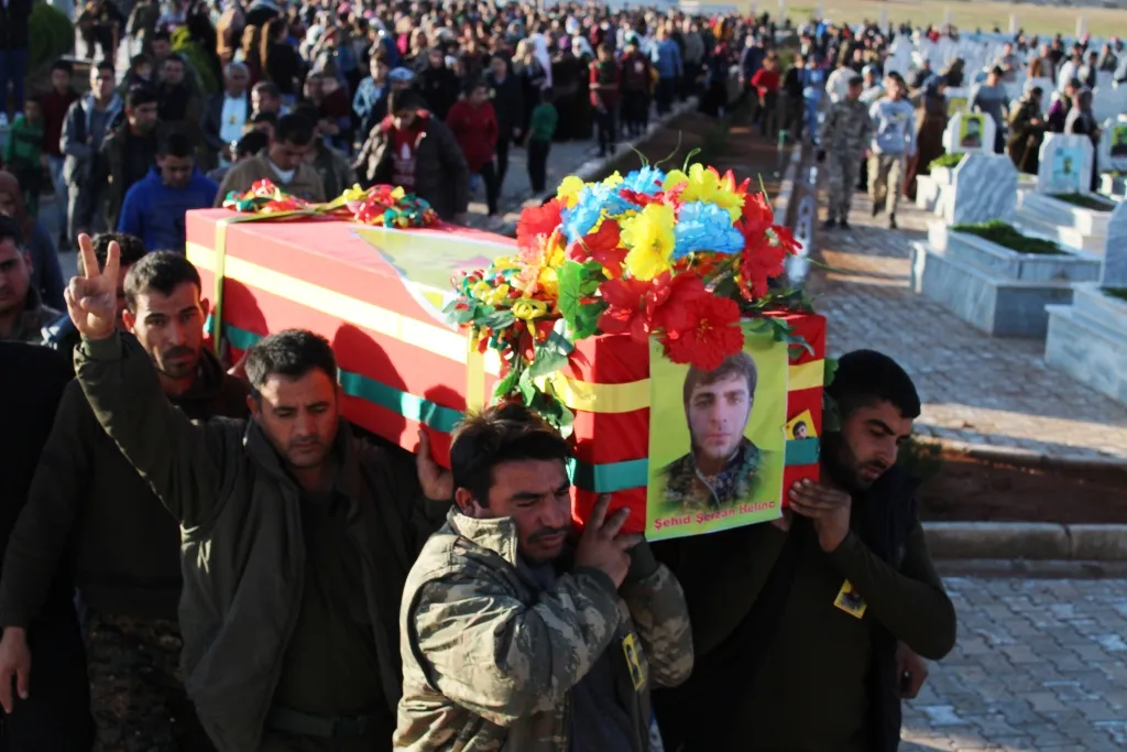 Kobanê şehîdekî xwe oxir kir