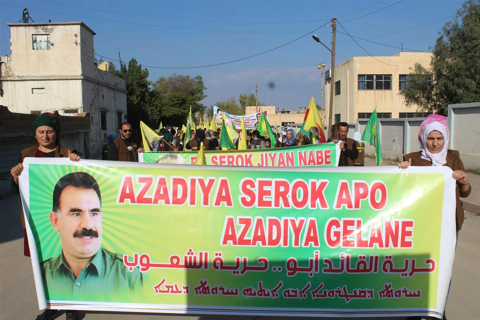 HPC‘ê ji bo azadiya Ocalan meşek li dar xist