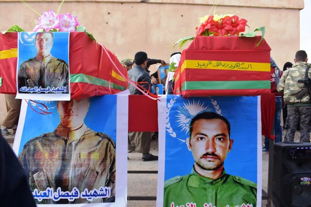 Gelê Dêrazorê cenazeyê El-Ziêl û El-Abdullah veşartin