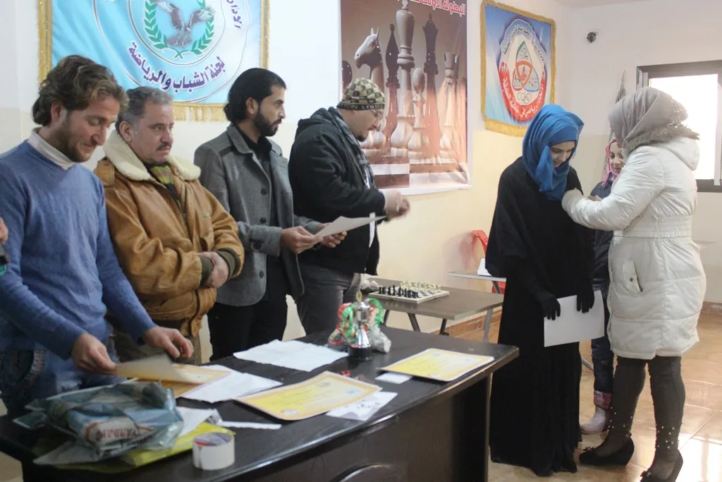 Turoveya şatrancê ya li Tebqayê bi dawî bû