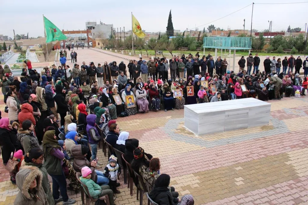Şehîdên meha Kanûnê li Qamişlo hatin bi bîranîn