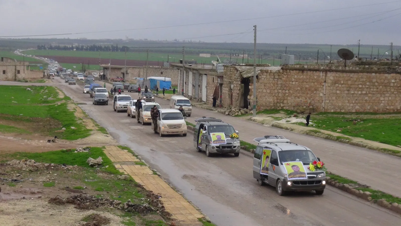 Bi hezaran cenazeyê Mezlûm û Zagros spartin axê
