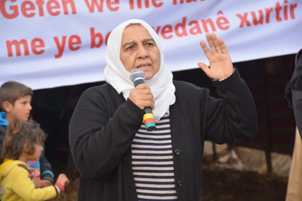 Eyşe Efendî: Em bi îrade û hêza xwe ya xweser bawer in