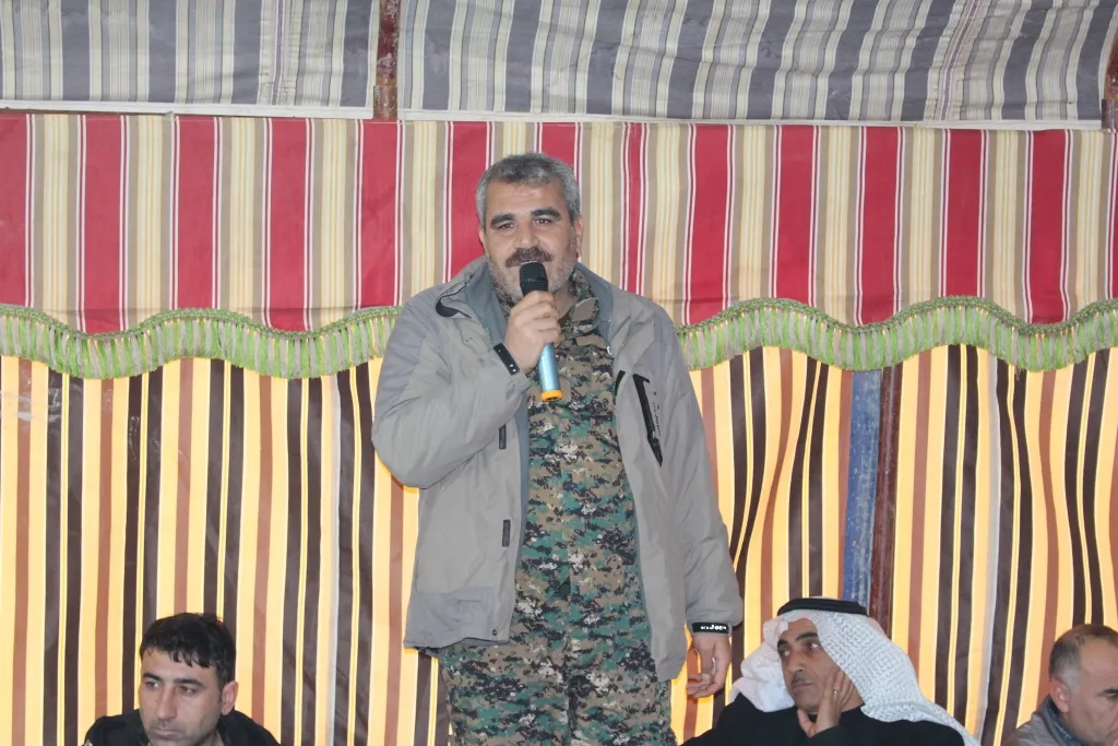Eşîreyên Minbicê piştgiriya xwe bi rêveberî û meclisa leşkerî re dûbare kirin