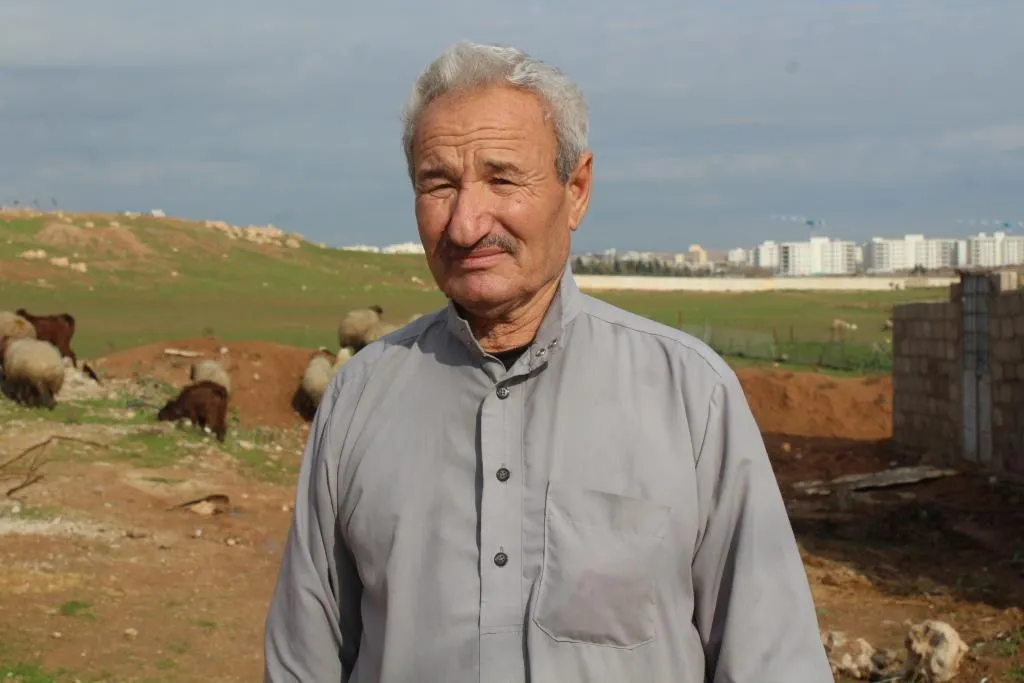 ‘Leşkerên dewleta Tirk sivîlên nêzî sînor bi armanca koçberkirinê gulebaran dikin’