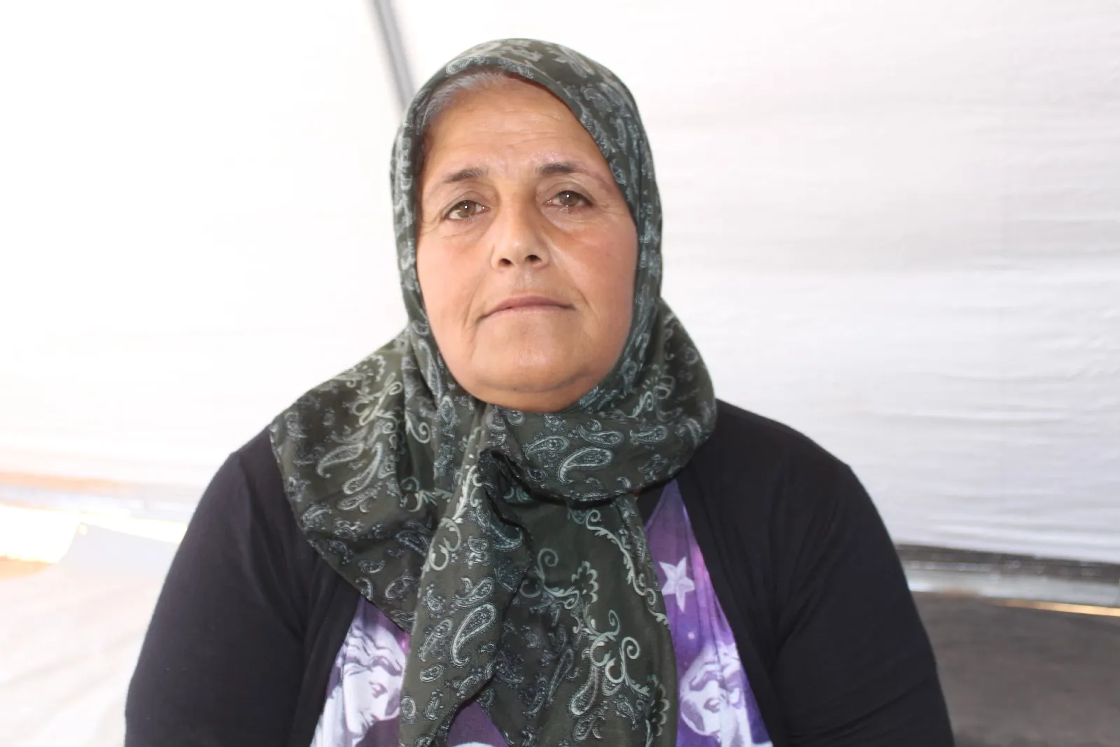 Jinên Efrînê yên neçarî koçberiyê bûn jiyaneke nû diafirînin