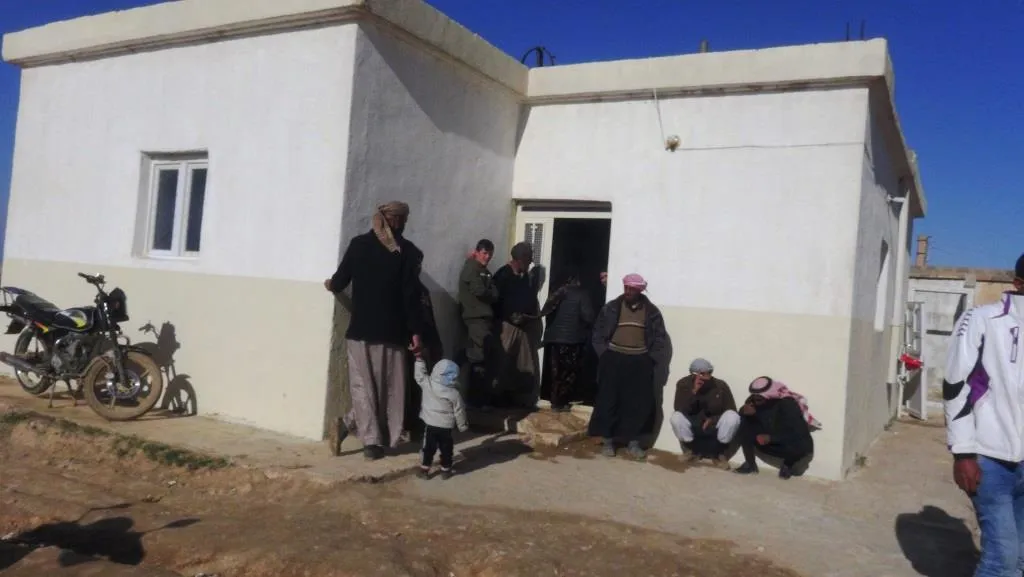 Navenda Tenduristiyê ya Ebû Xeşeb rojane ji 100 nexweşan derman dike